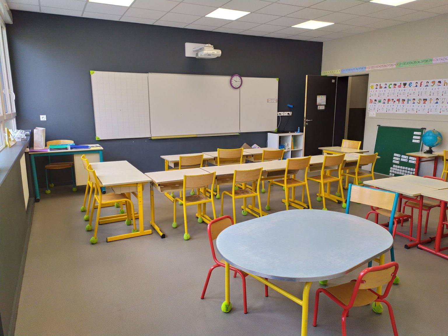 Présentation Ecole Sainte Thérèse Laval Maternelle & Elémentaire