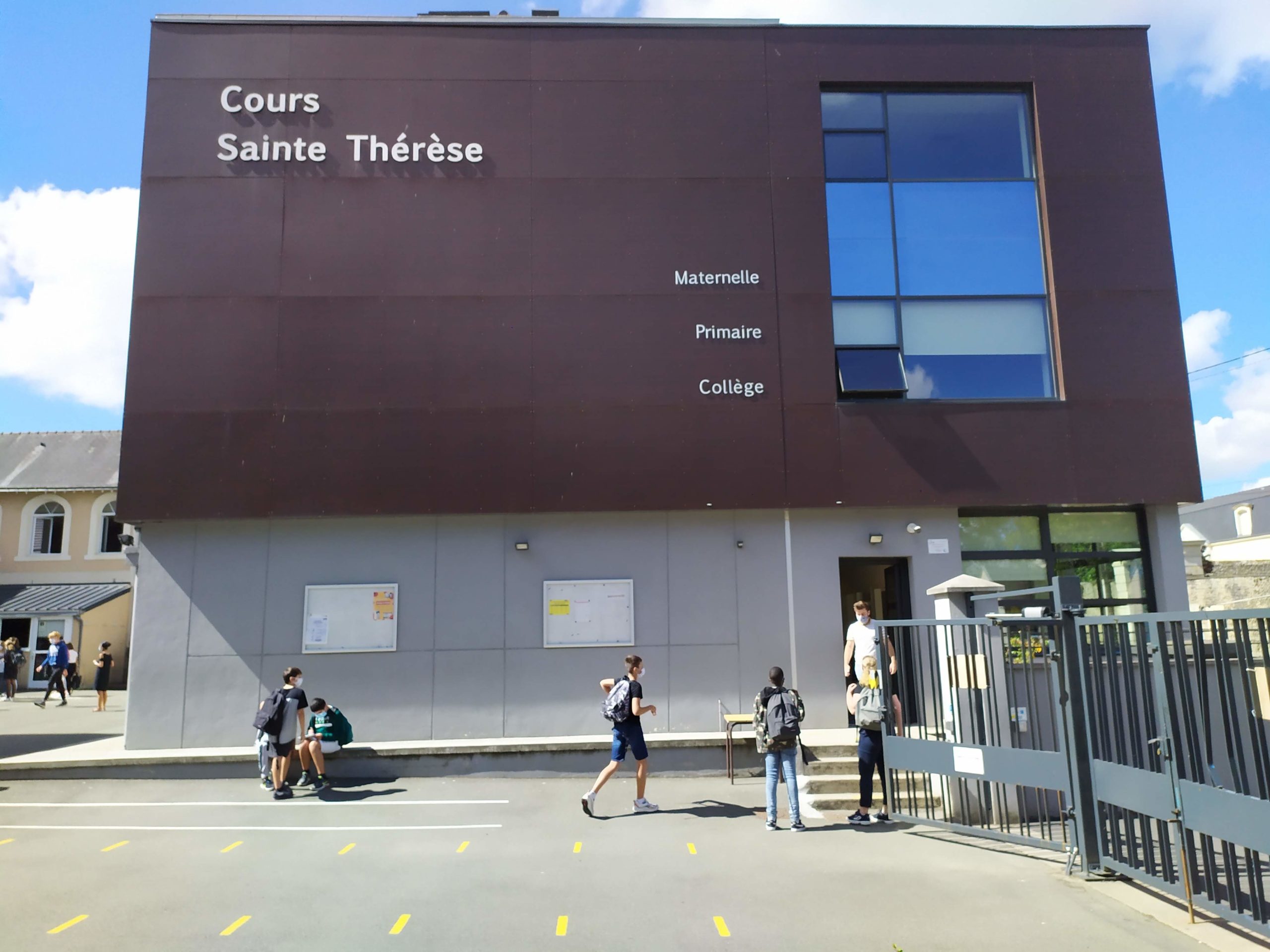 Ecole Sainte Thérèse – Laval Maternelle & Elémentaire – "Bien Dans Son ...